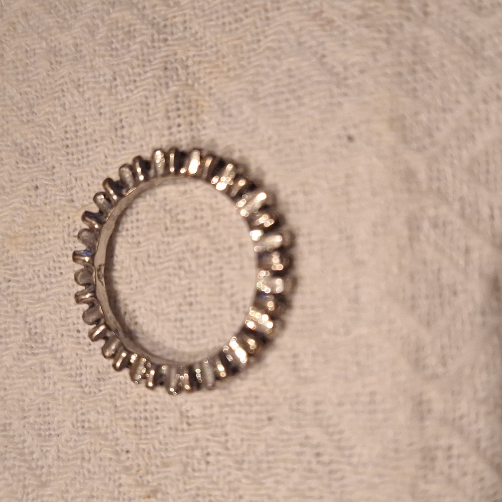 Ring - Picture 2 of 3